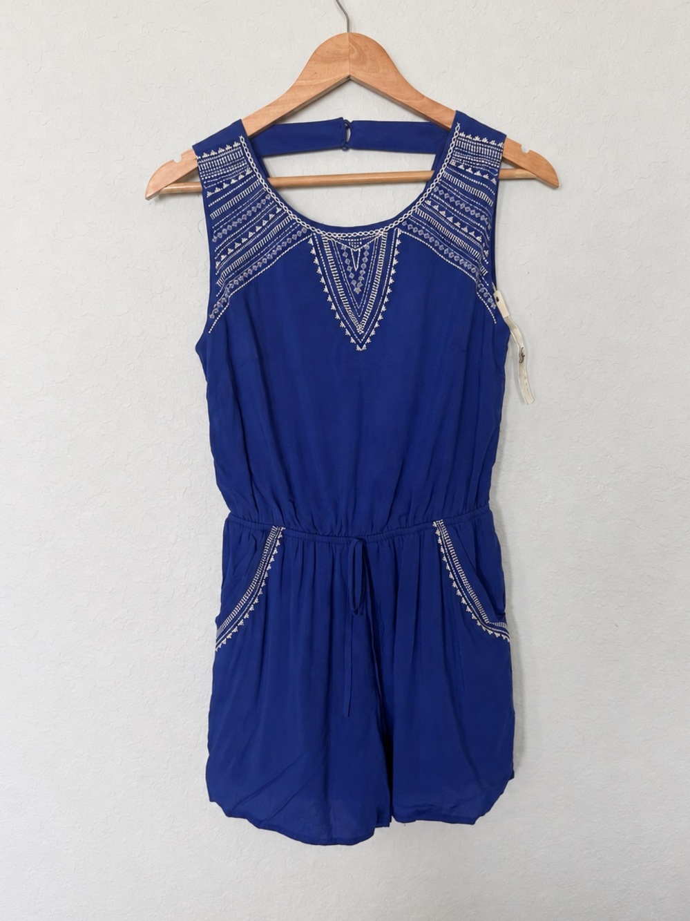 NWT Ya Los Angeles Embroidered Romper